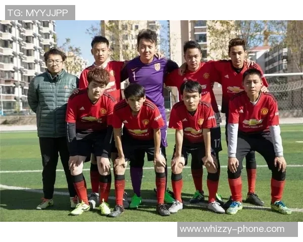 足球明星人物关系图谱探索:揭示绿茵场上的友谊与竞争关系 足球明星人物关系图谱探索:揭示绿茵场上的友谊与竞争关系